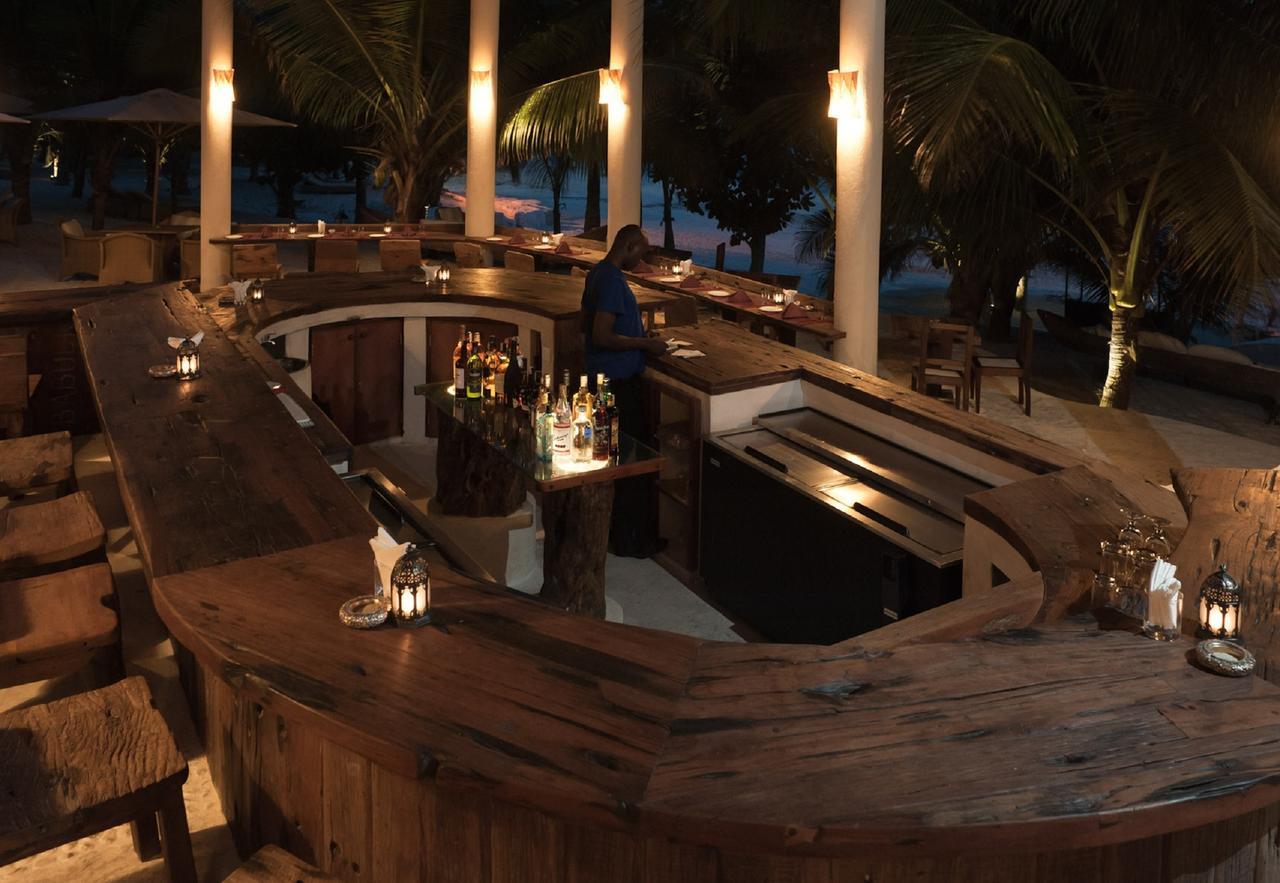 Swahili Beach Diani Beach Exterior foto The bar at the Beach Club