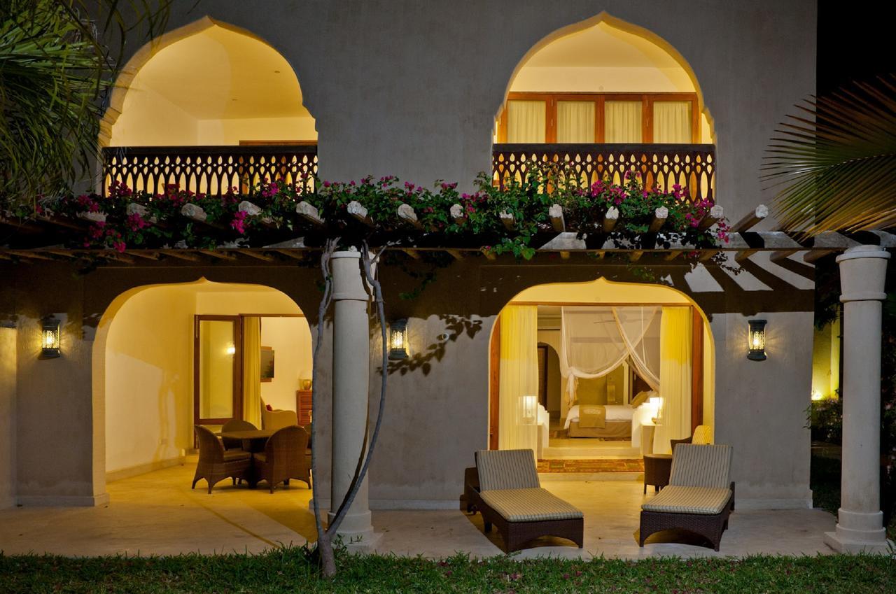 Swahili Beach Diani Beach Exterior foto The Zanzibar Suite