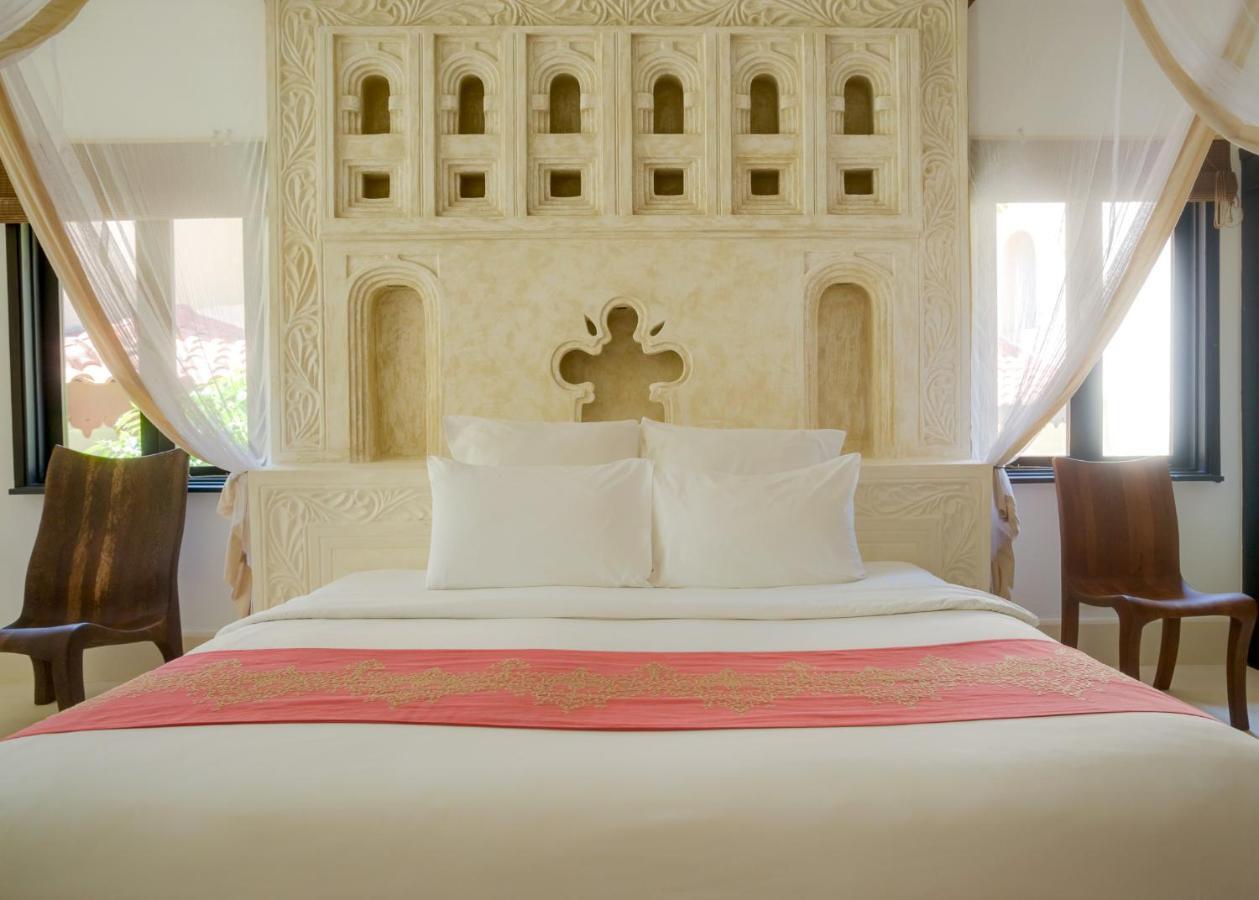 Swahili Beach Diani Beach Exterior foto A bedroom at the hotel